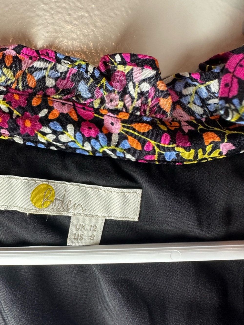 Boden Women's Floral Print Long Sleeve Ruffle Blouse Sz 8 Multicolor Feminine - Picture 4 of 6